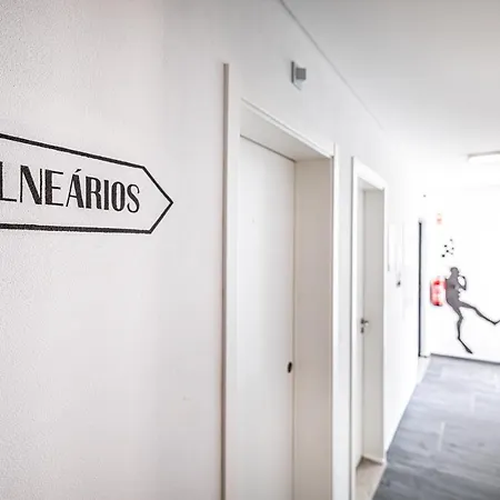 Хостел Dona Amelia Абрантиш