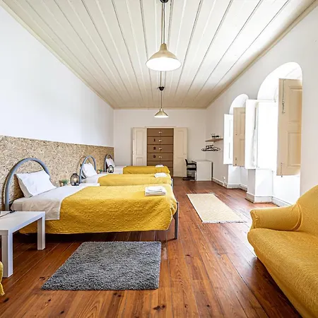Dona Amelia Hostel