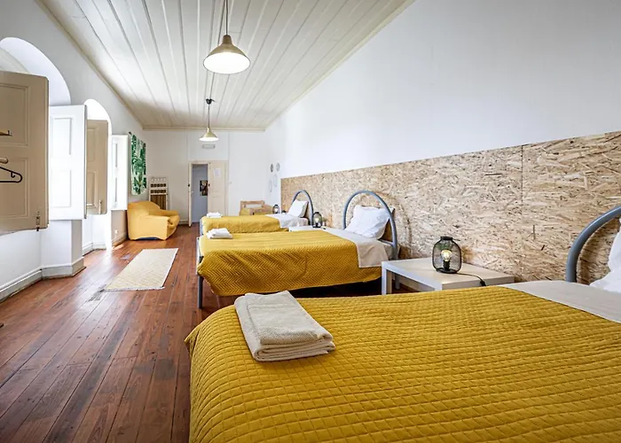 ホステル Dona Amelia アブランテス