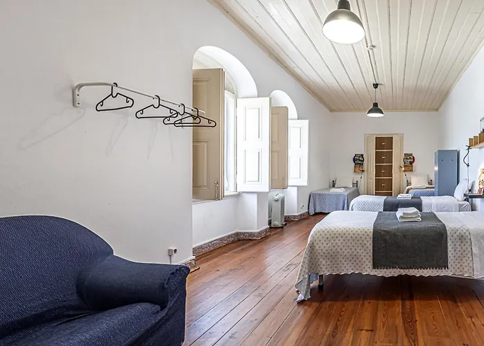 Dona Amelia * آبرانتس